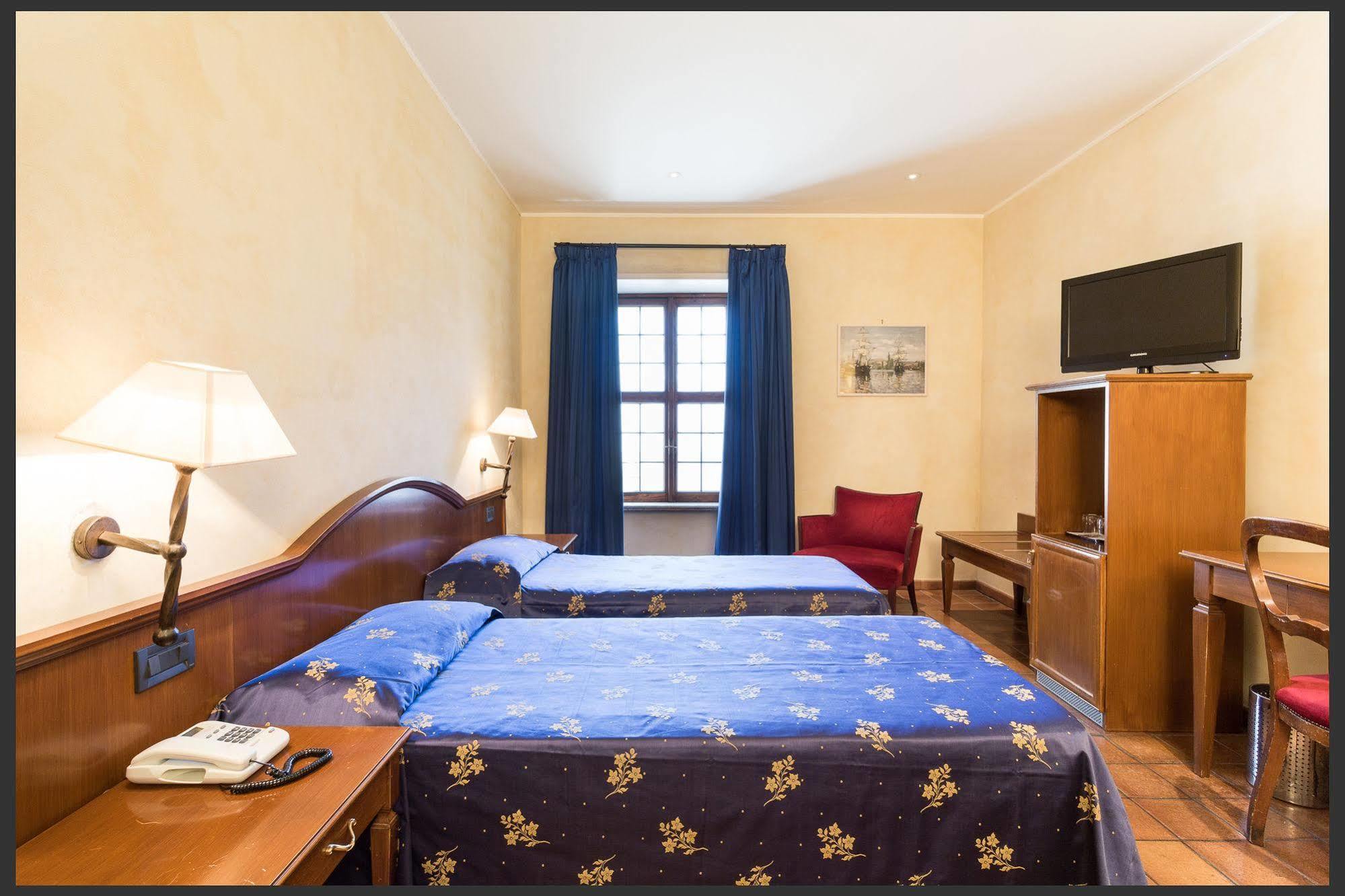 Hotel Columbus Ρώμη Εξωτερικό φωτογραφία